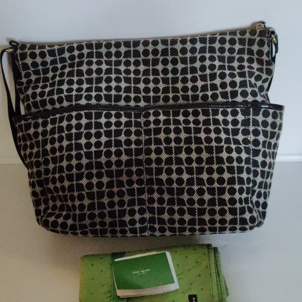 Kate Spade Serena Baby bag with Convertible Changing Pad in B/ W Basic Nylon